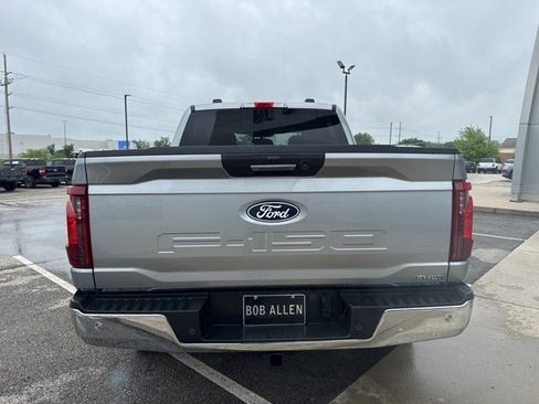 Used 2024 Ford F150 XLT image 4