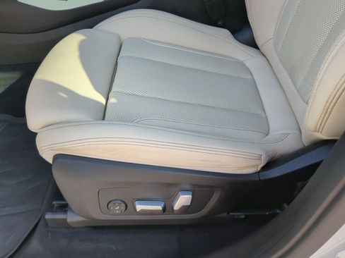Used 2024 BMW X3 sDrive30i w/ Premium Package RWD image 15