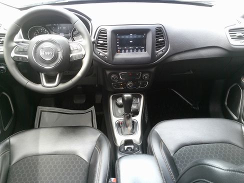 Used 2023 Jeep Compass Limited w/ Sun and Sound Group AWD/4WD image 22