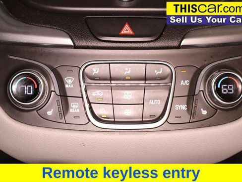 Used 2020 Chevrolet Equinox Premier FWD image 20