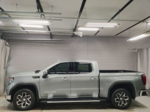 New 2026 GMC Sierra 1500 SLT w/ SLT Premium Plus Package image 15