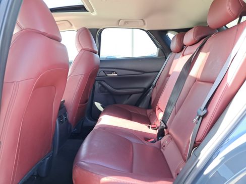 Used 2025 MAZDA CX-30 AWD 2.5 S w/ Preferred Package image 17