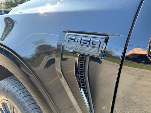 Used 2022 Ford F150 Lariat w/ Equipment Group 502A High AWD/4WD image 21