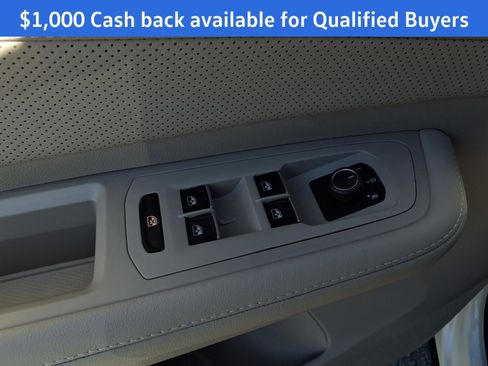 New 2026 Volkswagen Atlas SE image 17