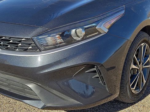 Used 2024 Kia Forte LXS image 10