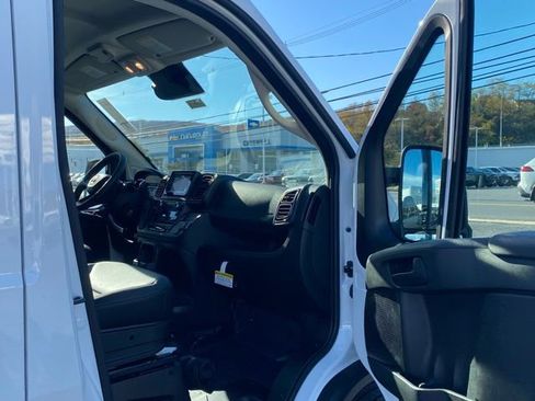 New 2026 RAM ProMaster 2500 w/ Convenience Group image 27