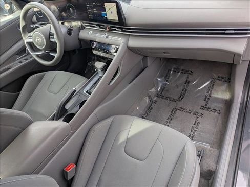 Used 2024 Hyundai Elantra SEL image 22