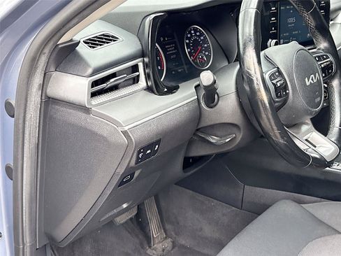 Used 2022 Kia K5 LXS AWD/4WD image 10