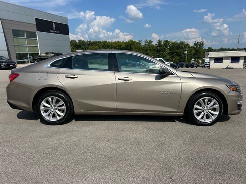 Used 2022 Chevrolet Malibu LT image 3