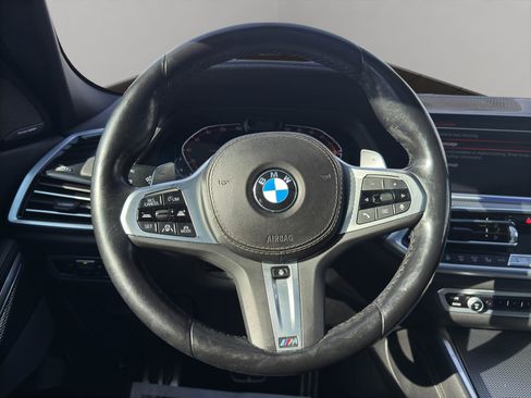 Used 2023 BMW X6 xDrive40i w/ M Sport Package image 10