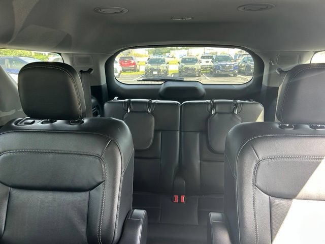 Used 2020 Ford Explorer Limited AWD/4WD image 14