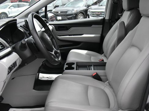 Used 2023 Honda Odyssey EX-L image 18