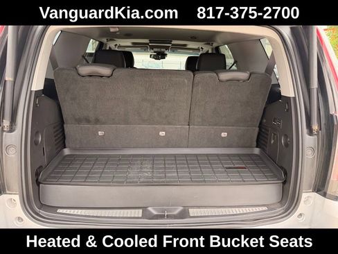 Used 2015 Cadillac Escalade Premium image 29