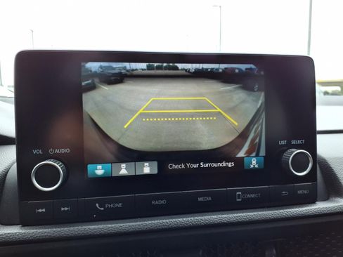 Used 2025 Honda CR-V Sport image 11