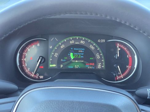 Used 2025 Toyota RAV4 XLE image 23