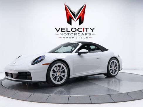 Used 2025 Porsche 911 Carrera w/ Premium Package image 2