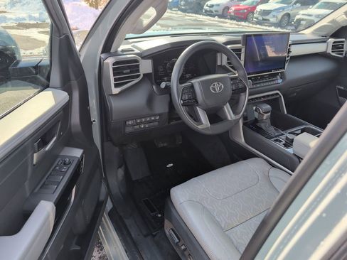 Used 2024 Toyota Tundra Limited image 11