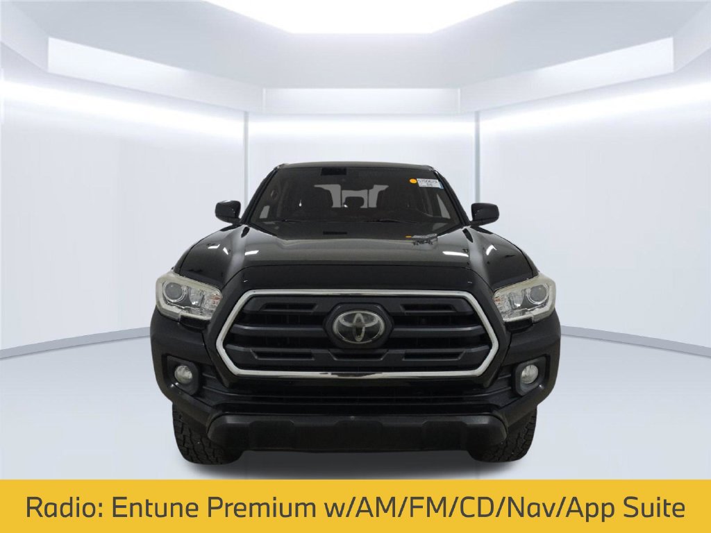 Used 2018 Toyota Tacoma SR5 RWD image 2