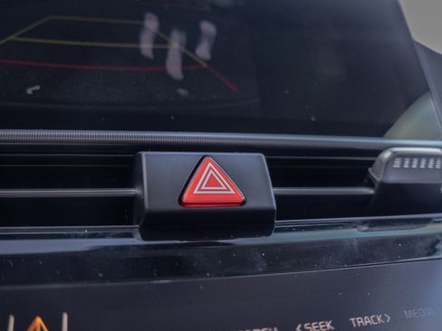 New 2026 Kia Sportage EX image 21