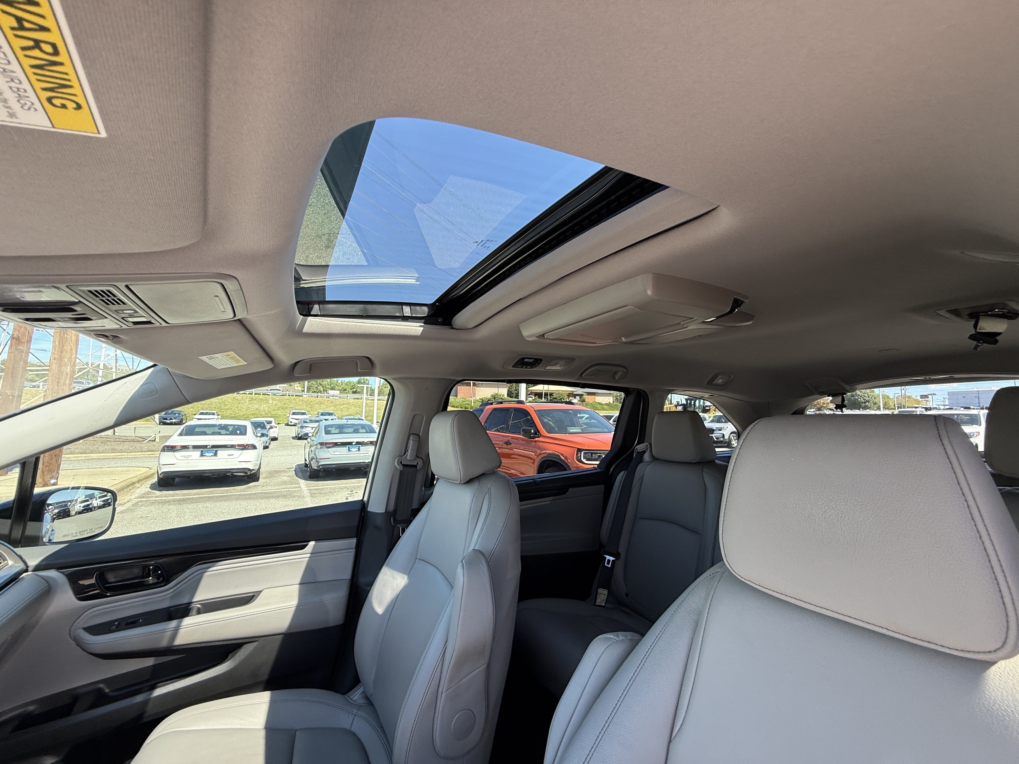 Certified 2024 Honda Odyssey Touring image 28