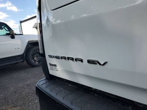 New 2026 GMC Sierra EV Elevation AWD/4WD image 8
