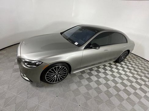 Used 2023 Mercedes-Benz S 500 4MATIC image 9