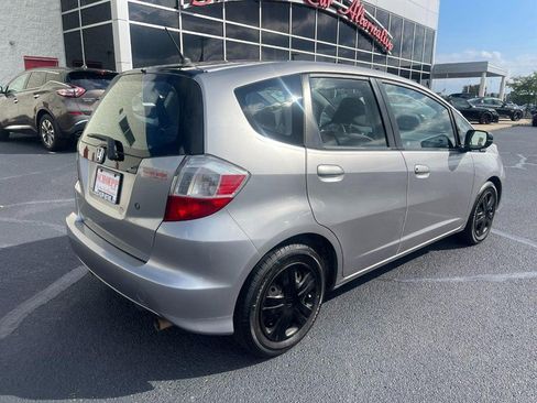 Used 2010 Honda Fit image 3