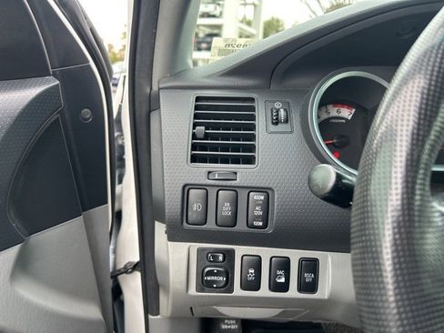 Used 2013 Toyota Tacoma 4x4 Double Cab w/ TRD Off-Road Pkg image 23