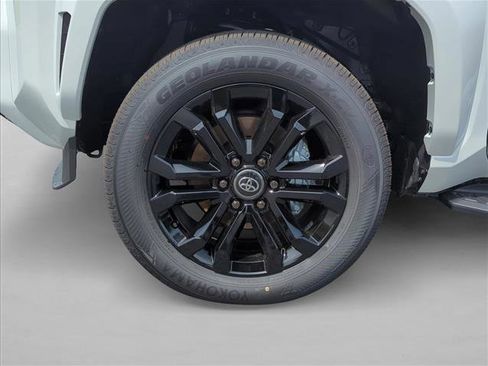 New 2026 Toyota 4Runner 4WD image 12