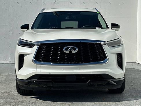 Used 2023 INFINITI QX60 Luxe w/ Cargo Package FWD image 8