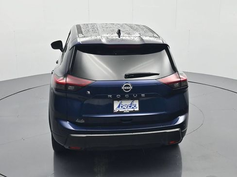 Used 2026 Nissan Rogue SV FWD image 33