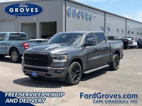 Used 2023 RAM 1500 Laramie AWD/4WD image 1