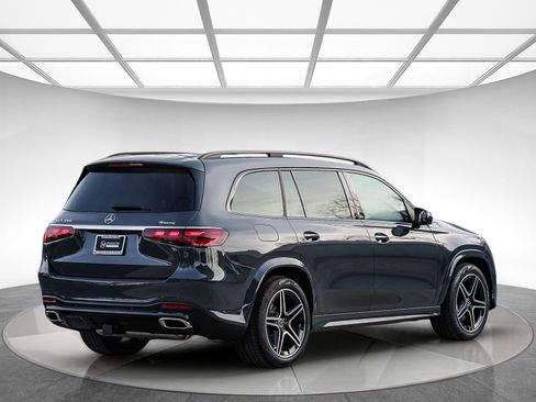 New 2026 Mercedes-Benz GLS 450 4MATIC image 4