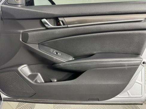 Used 2022 Honda Accord Sport image 37