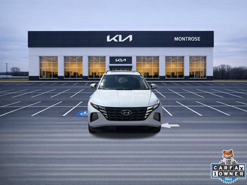 Used 2022 Hyundai Tucson SEL w/ Convenience Package FWD image 2