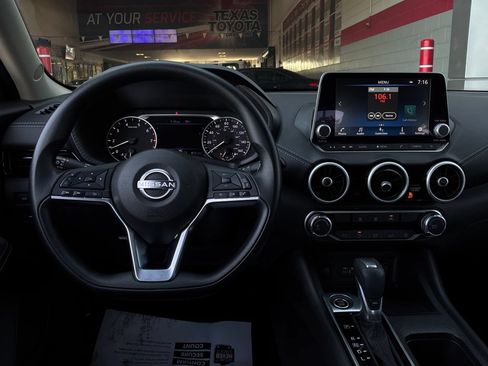 Used 2025 Nissan Sentra SV FWD image 13