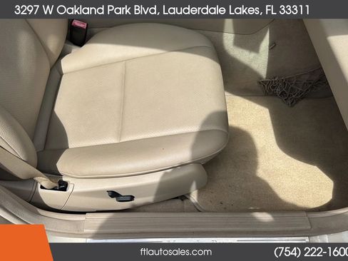 Used 2011 Mercedes-Benz C 300 Sedan image 46