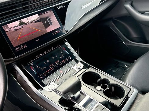 Used 2019 Audi Q8 Premium Plus image 27