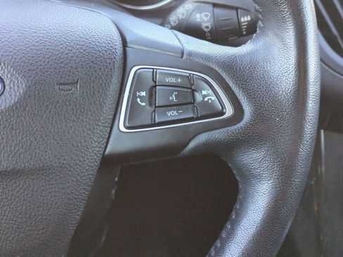 Used 2019 Ford Escape Titanium image 24