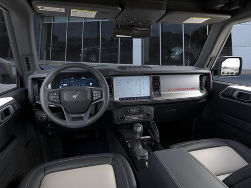 New 2026 Ford Bronco Outer Banks AWD/4WD image 32