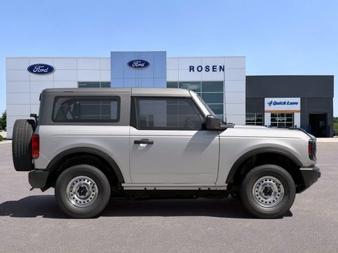 New 2026 Ford Bronco 2-Door AWD/4WD image 5