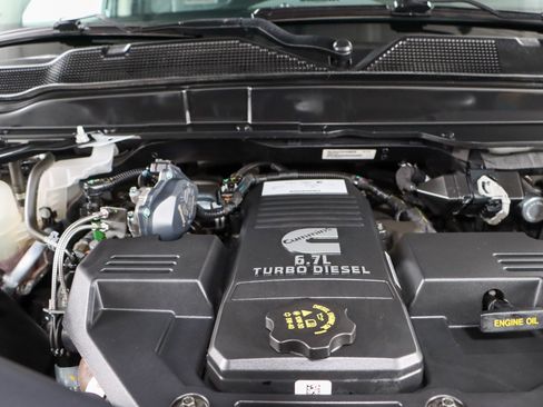 Used 2023 RAM 2500 Laramie AWD/4WD image 31