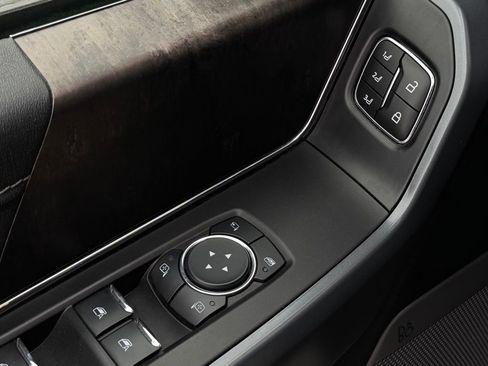 Used 2023 Ford F150 Lariat image 27