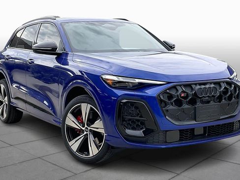 New 2025 Audi SQ5 Premium Plus image 2