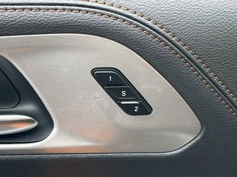 New 2026 Chrysler Pacifica Pinnacle image 23