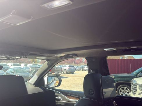 Used 2022 Cadillac Escalade Sport Platinum w/ Heavy-Duty Trailer Package image 24