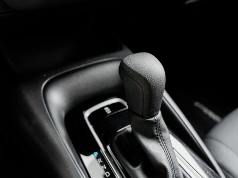 Used 2020 Toyota Corolla LE w/ Carpet Mat Package (TMS) FWD image 20