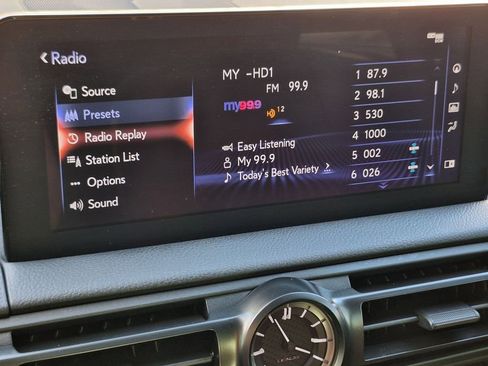 Used 2023 Lexus IS 300 300 w/ Premium Package image 22