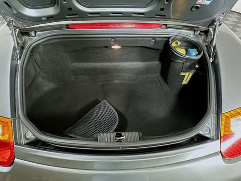 Used 2001 Porsche Boxster image 20