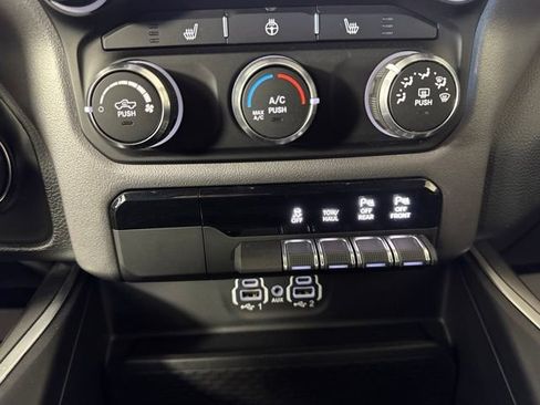 Used 2023 RAM 1500 Big Horn AWD/4WD image 13